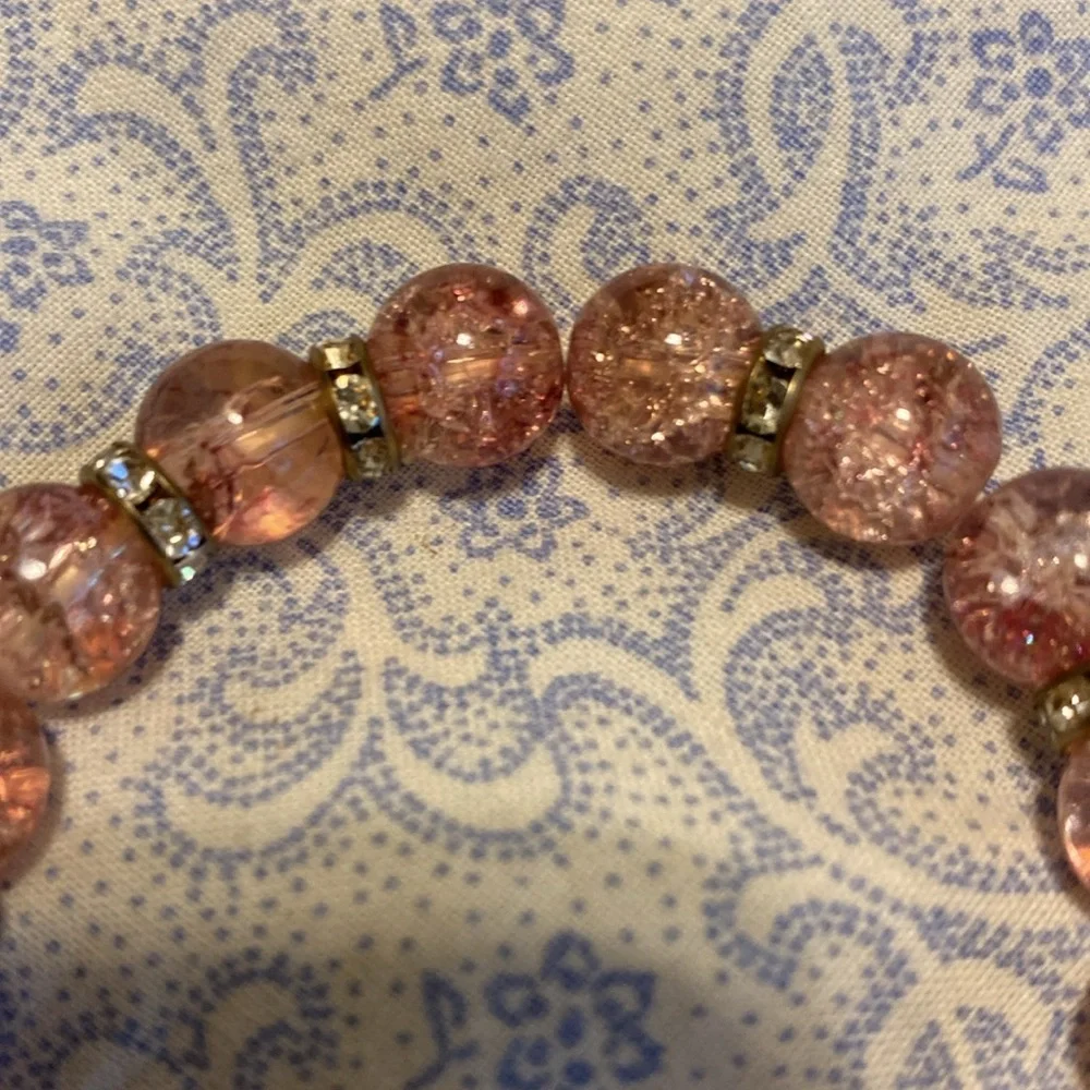 Crackled pink beads and clear rhinestone bracelet. Stretchy. - Picture 2 of 3